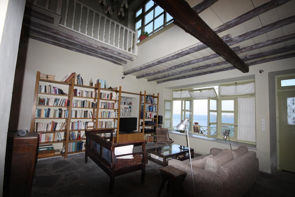 Apollonos Seafront Apartment Ermupoli Zewnętrze zdjęcie