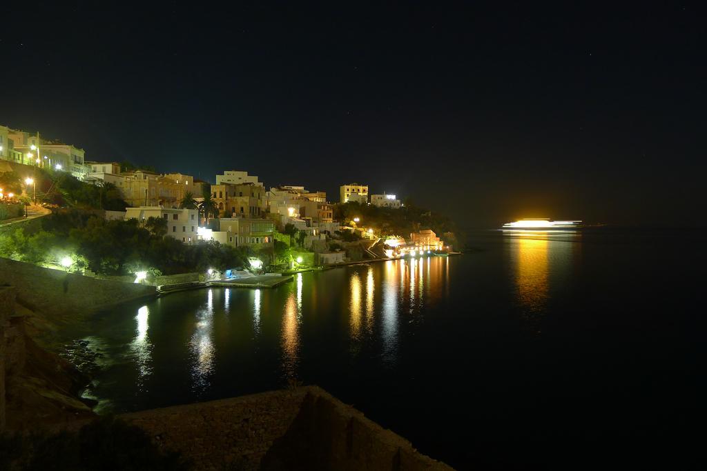 Apollonos Seafront Apartment Ermupoli Zewnętrze zdjęcie